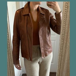 Host pick! ❤️ Danier Leather Jacket